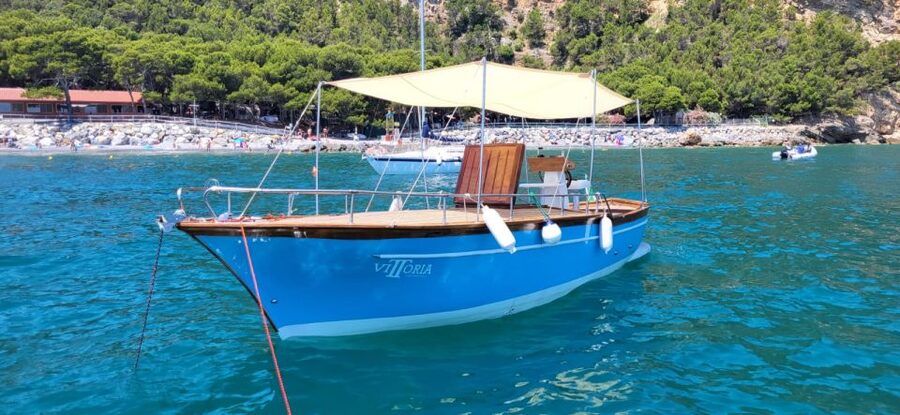 La Spezia: Cinque Terre and Portovenere Full-Day Boat Tour - La Spezia boarding and the first 30 minutes