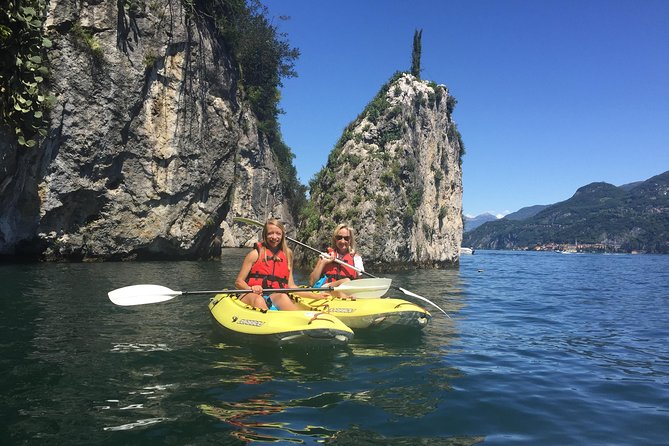 Lake Como Kayak Tour from Bellagio - Paddling around the Bellagio peninsula