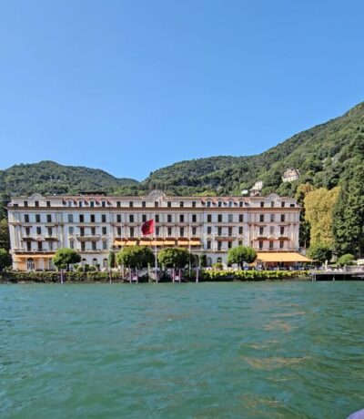 Lake Como: Shared Boat Tour with Prosecco Aperitif