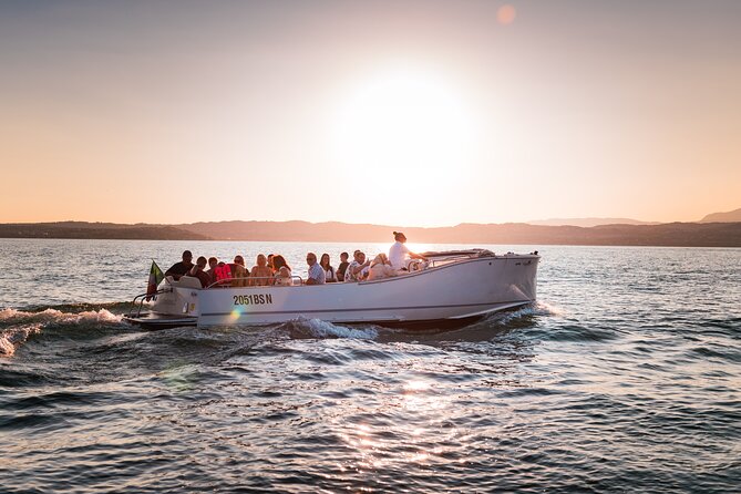 Lake Garda Mini Cruise: Sirmione Peninsula - Jamaica Beach, Aquaria, and the sulphur springs