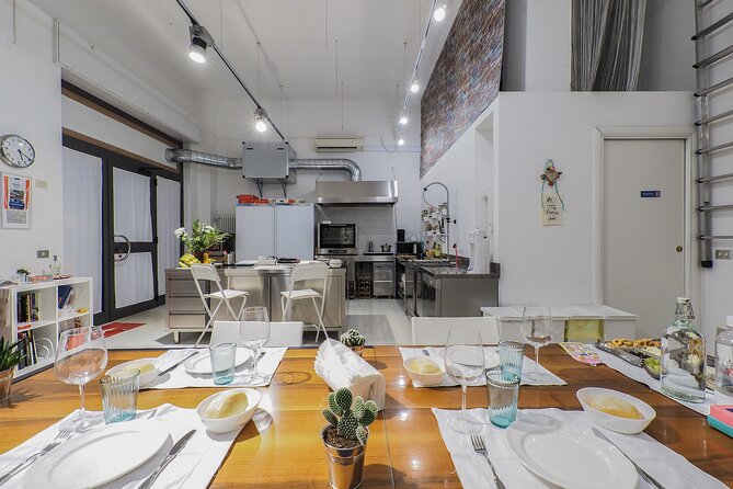 Learn to Cook Italian Recipes with an Italian Chef - Arriving at the Milan cooking studio