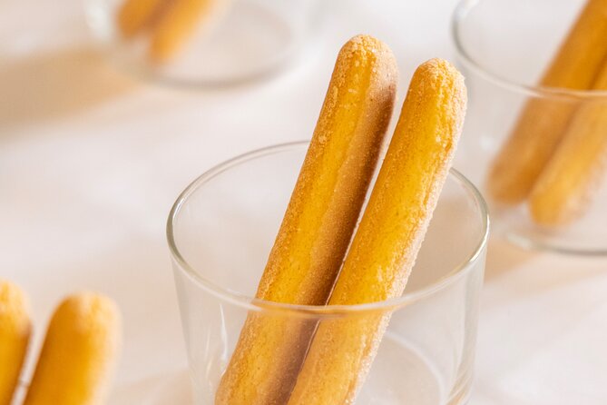 Learn to Make Pasta & Tiramisu with Wine and Limoncello Included - What the group size means