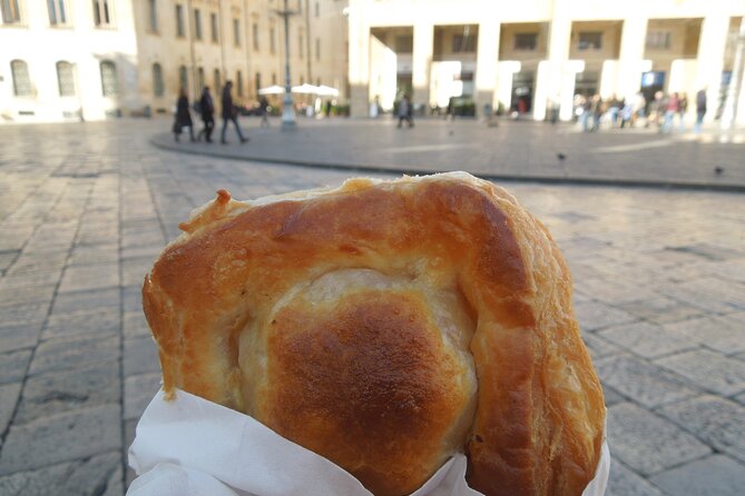 Lecce History and Street Food Tasting Small Group Tour - Key reasons to consider this Lecce tour