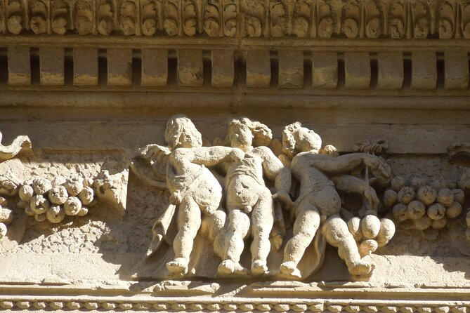 Lecce History and Street Food Tasting Small Group Tour - Porta Napoli and the route toward the city center