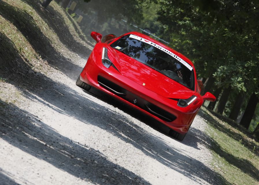 Maranello: Test Drive Ferrari 458 - The briefing before you take the wheel