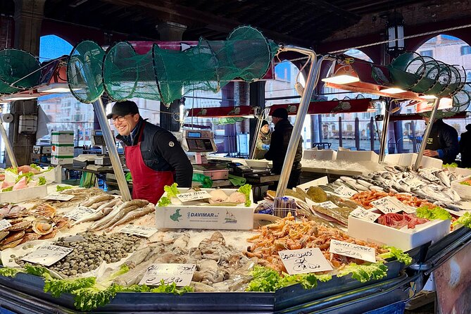 Market Tour and Cooking Class with a Local Venetian Chef - Meeting the chef near Rialto