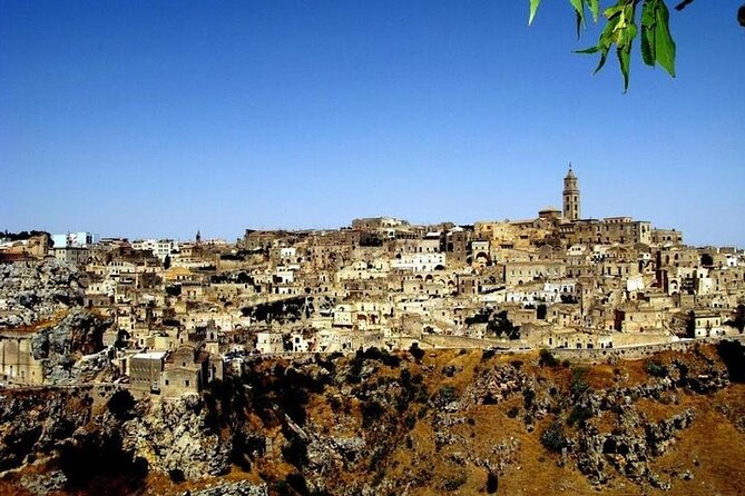 Matera's Sassi Walking Tour - History & Culture - The guides: Antonio and Giorgia