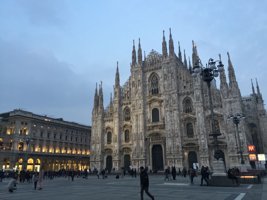Milan by Night 2-Hour Walking Tour - Why Milan works so well after dark