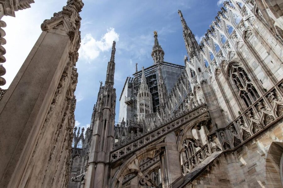 Milan: Cathedral and Terraces Guided Tour with Tickets - Entering the Duomo without the ticket-line wait