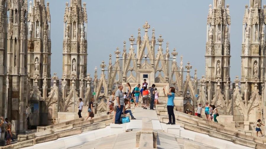 Milan: Cathedral and Terraces Guided Tour with Tickets - Practical details that affect your day