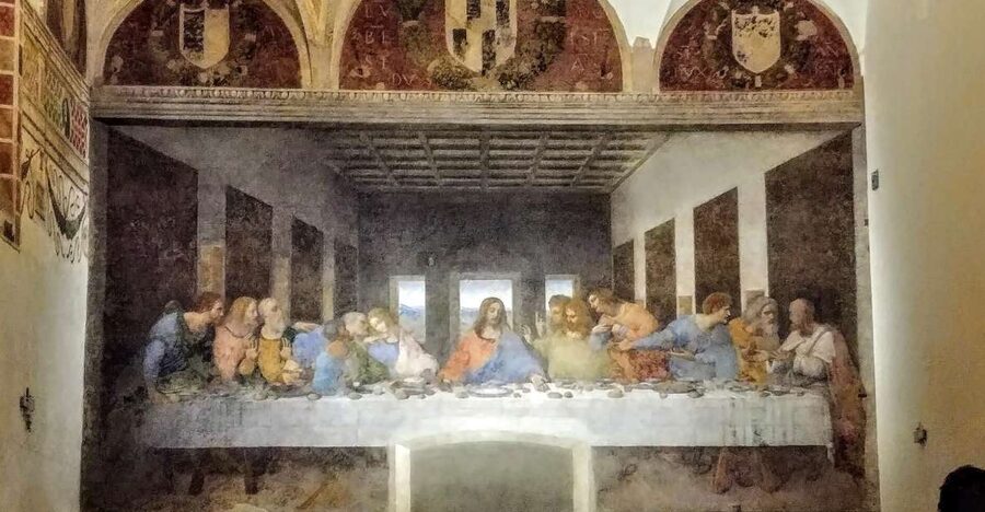 Milan: Da Vinci's Last Supper and Guided Walking Tour - Piazza della Scala and Milan’s Opera Tradition