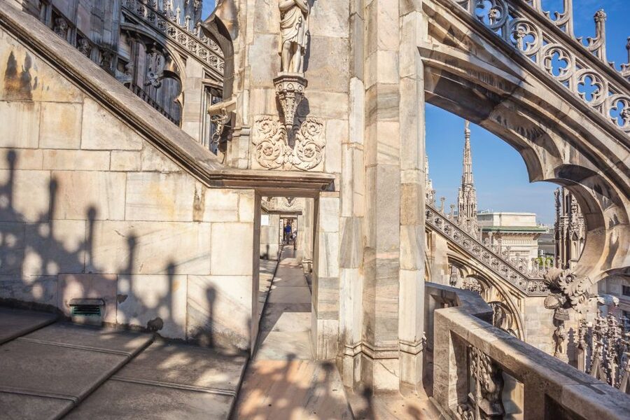 Milan: Duomo Rooftop and Cathedral Guided Tour with Tickets - What to wear and what to leave behind