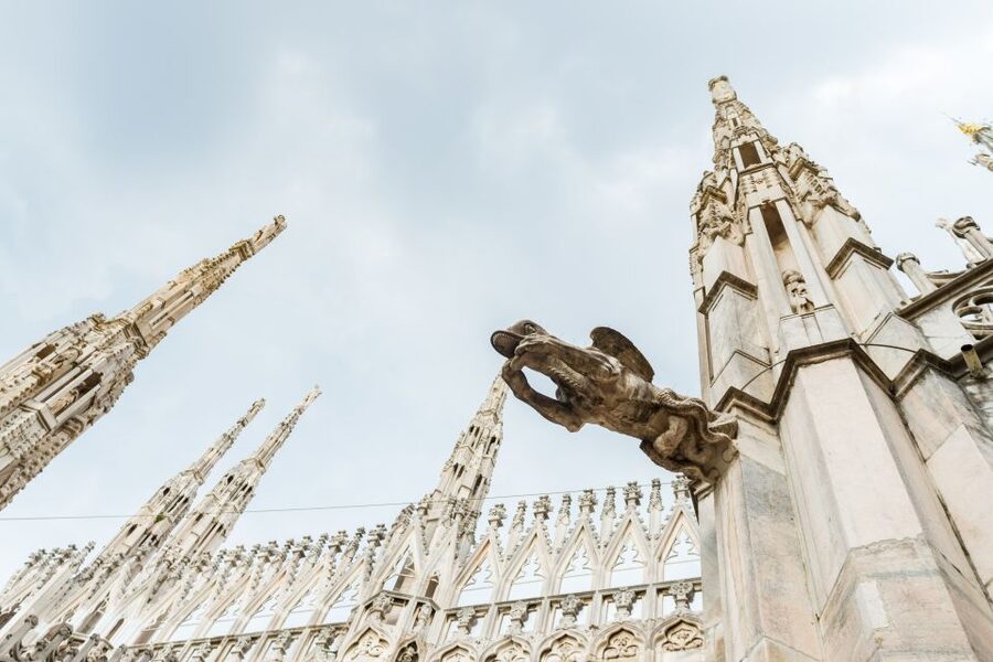 Milan: Duomo & Rooftop Tour with Optional Hop-On Hop-Off Bus - The Optional Hop-On Hop-Off Bus