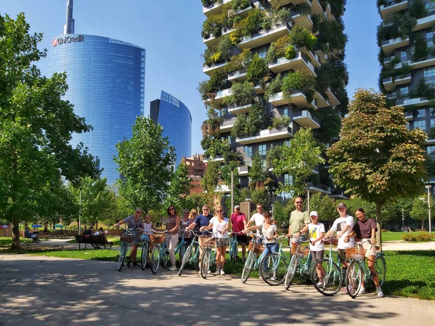 Milan: Highlights and Hidden Gems Guided Bike Tour - Key points to know before you ride
