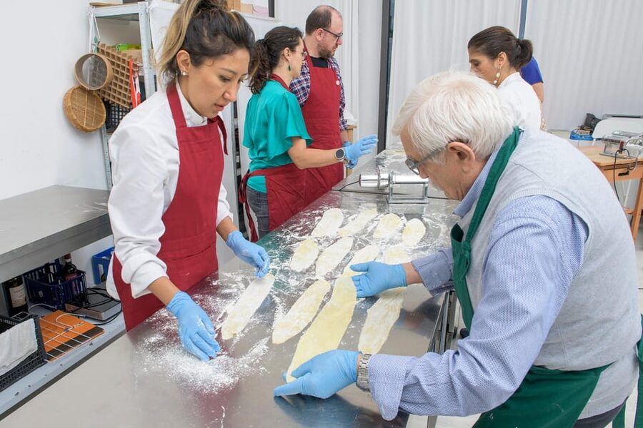 Milan: Italian Cooking Class with Food and Wine - Key points to know before booking