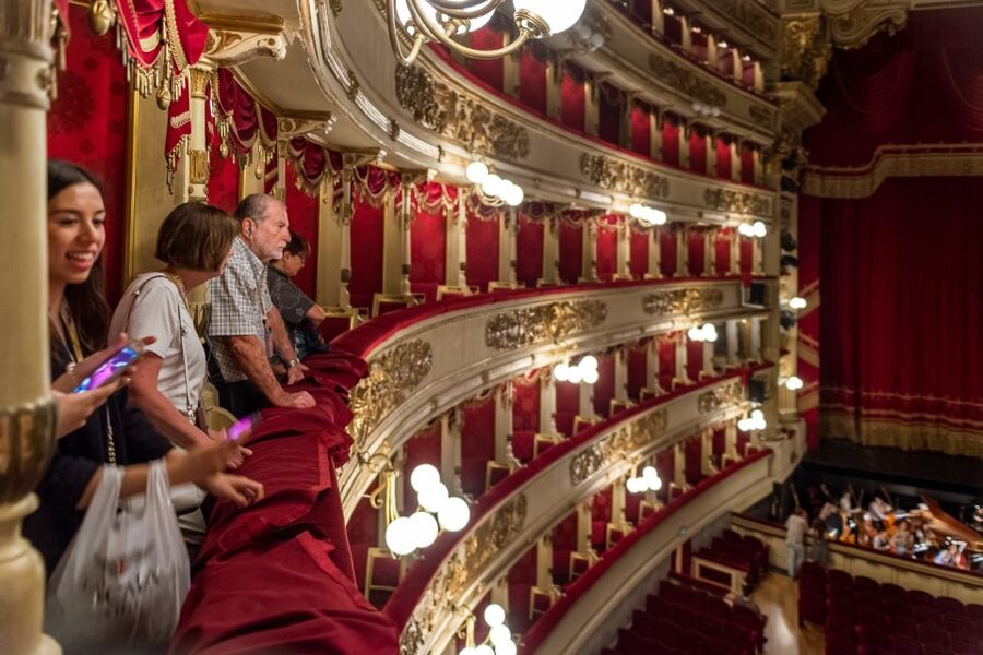 Milan: La Scala Theater & Museum Guided Experience - Why La Scala deserves an hour in Milan