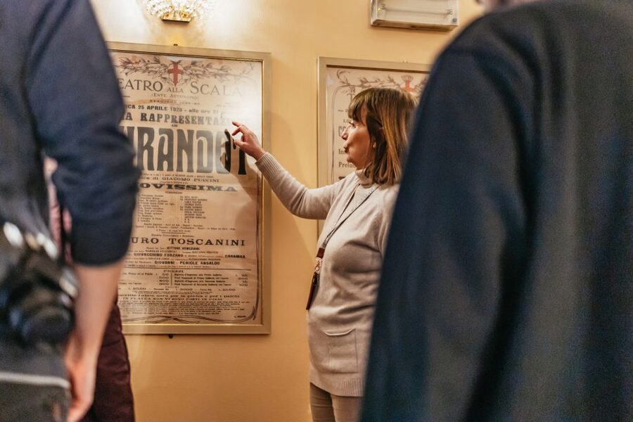 Milan: "Museo Teatrale Alla Scala" Guided Tour - Meeting at La Scala beside the Duomo