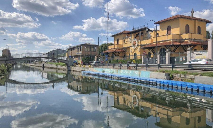 Milan: Navigli Canal Boat Cruise - Club Canottieri Olona and Milan’s water culture