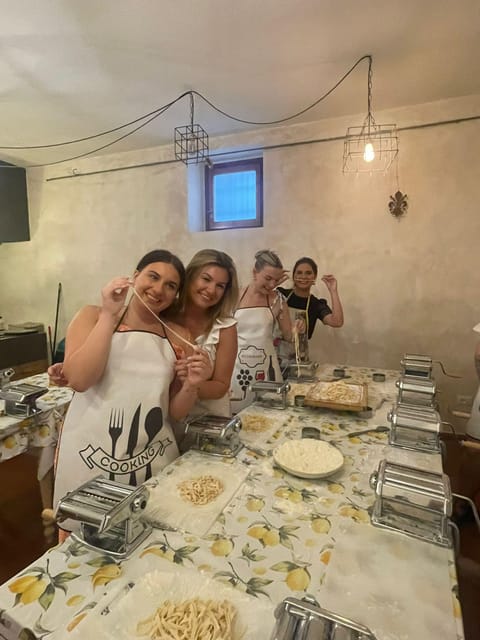 Milan: Pasta and Tiramisu Cooking Class with Wine - Timing, language, and booking details