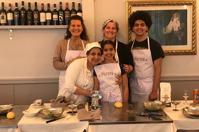 Milan: Pasta and Tiramisu Small Group Cooking Class with Wine - Fettuccine, ravioli, and the sauces