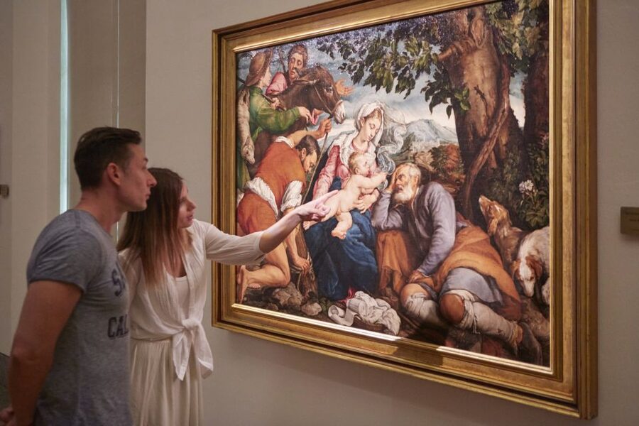 Milan: Pinacoteca Ambrosiana & da Vinci Codex Exhibition - Finding the Ambrosiana in central Milan
