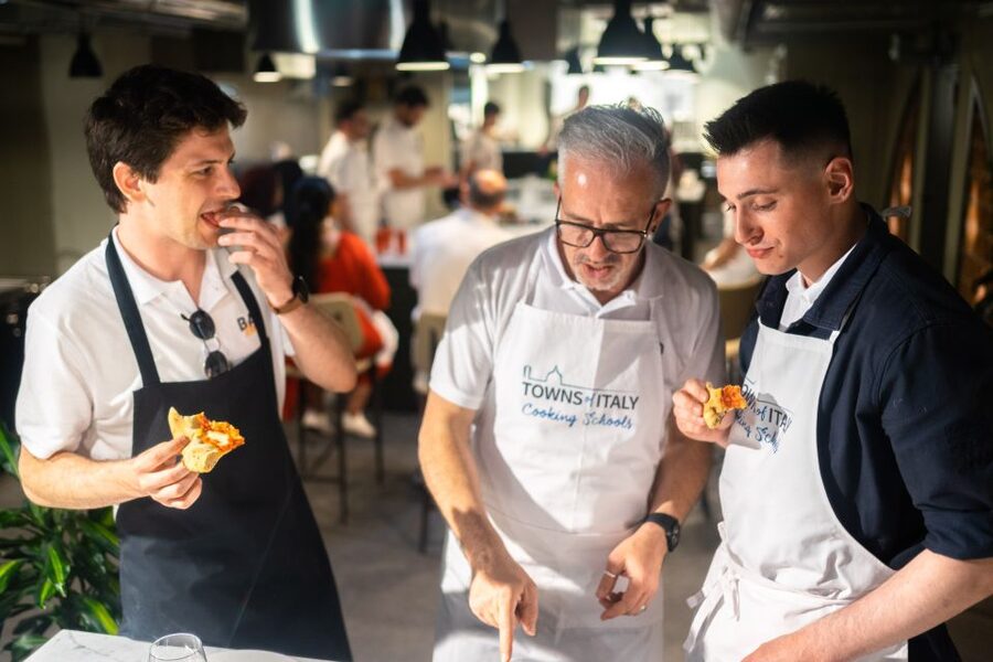 Milan: Pizza or Pasta and Gelato-Making Class with Wine - Why this Milan cooking class is worth three hours