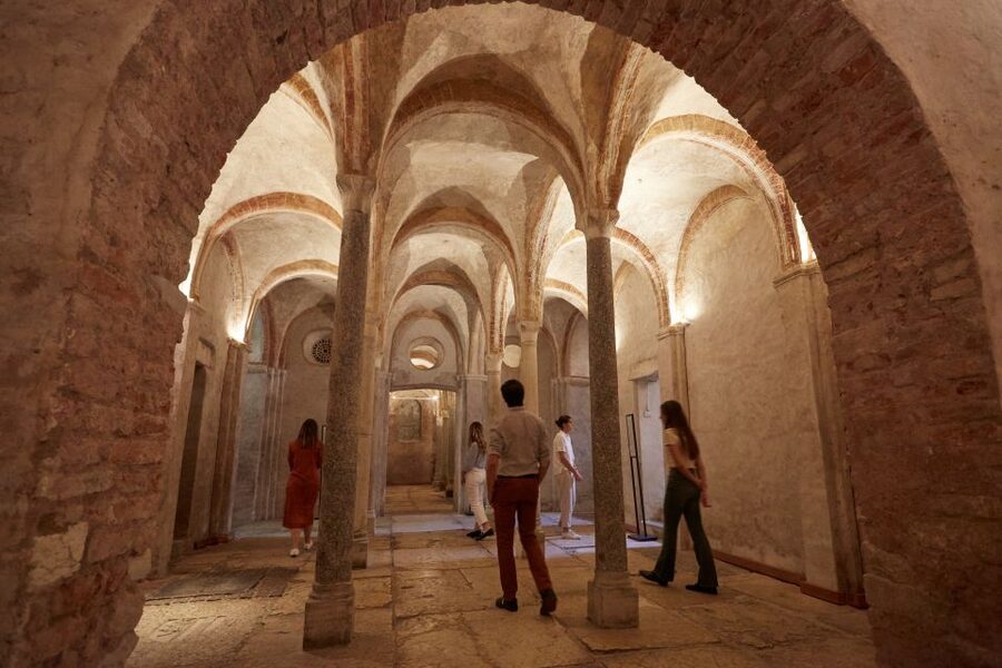 Milan: San Sepolcro Crypt Skip-the-Line Entry Ticket - The Roman Forum Stones Beneath Your Feet