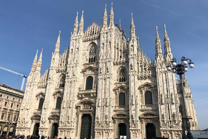 Milan Semi-Private Max 6 People Tour with Last Supper and Duomo - Piazza Affari, Il Dito, and Milan’s modern face