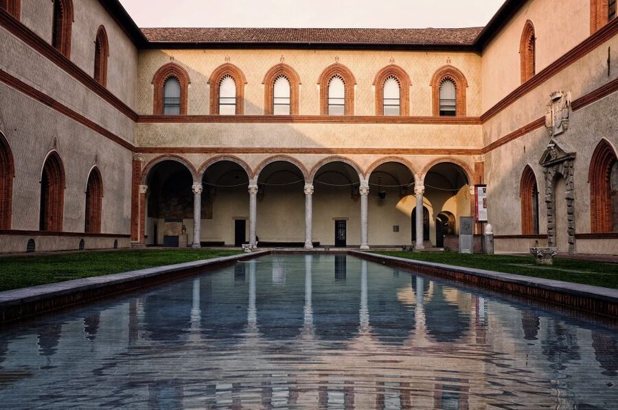 Milan: Sforza Castle and Michelangelo's Pietà Rondanini Tour - The Ducal Courtyard and Renaissance court life