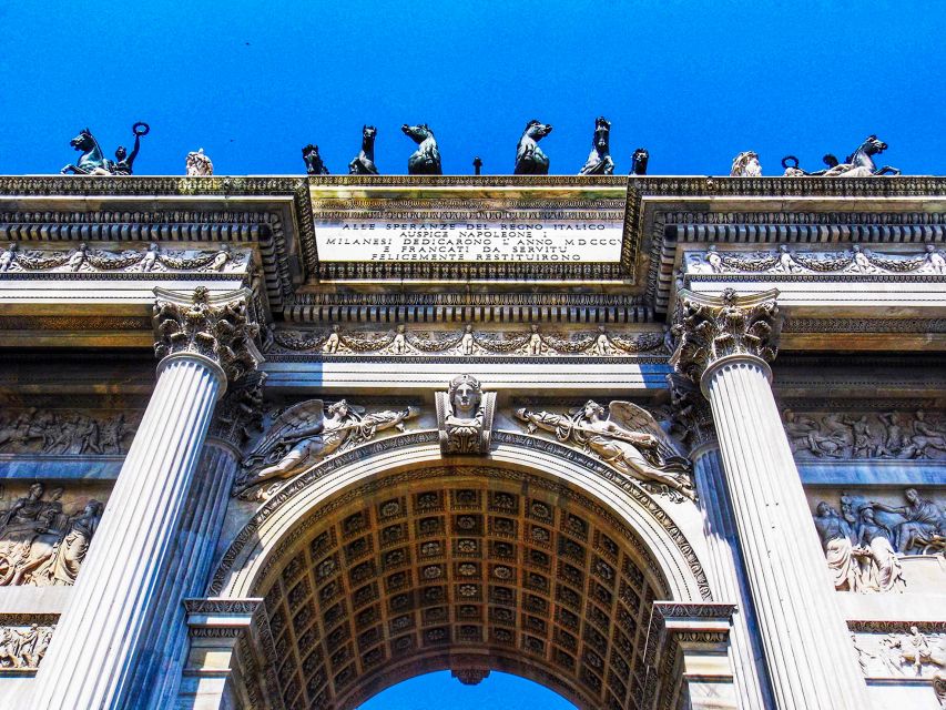 Milan: Skip-the-Line Guided Walk and "The Last Supper" - La Scala and Milan’s opera tradition