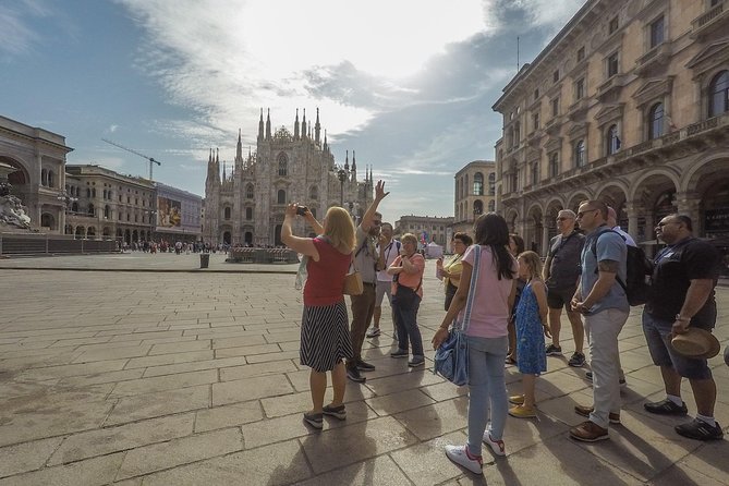 Milan Super Saver: Skip-the-Line Duomo and Rooftop Guided Tour - How the timing works on weekdays and weekends