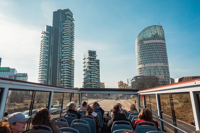Milan Super Saver: Skip-the-Line Duomo and Rooftop Guided Tour - What $67.72 buys you