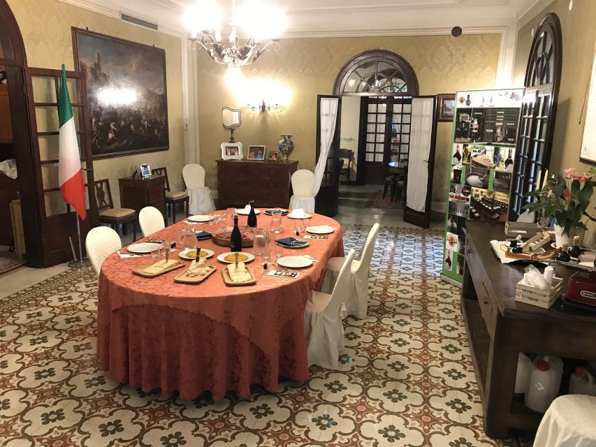 Modena: Balsamic Lunch with Vinegar Cellar Tour and Tasting - How much value do you get for $45?