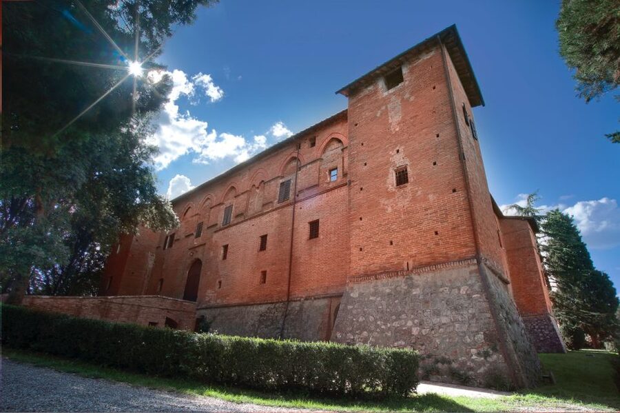 Montalcino: Brunello Wine Tasting & Lunch in a Tuscan Castle - Inside the castle and barrel room