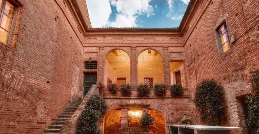 Montalcino: Brunello Wine Tasting & Lunch in a Tuscan Castle - Walking the vineyard with a sommelier