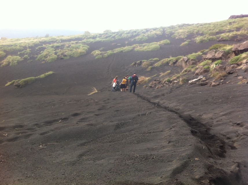 Mount Etna: Half-Day Guided Tour and Hike - Silvestri Craters and the Bay of Catania views