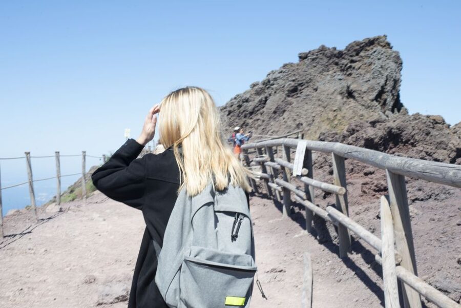Mount Vesuvius: Skip-the-Line Ticket and Smart Digital Guide - What this Mount Vesuvius experience actually includes
