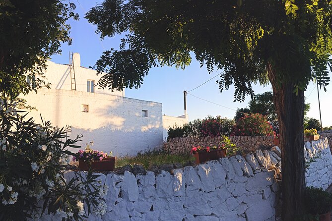 Mozzarella Experience - Cheese Tour and tastings to Masseria Fragnite - Watching Mozzarella and Burrata Take Shape