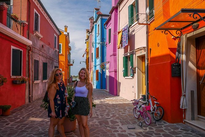 Murano & Burano Islands Guided Small-Group Tour by Private Boat - Murano: glass, furnaces, and a short demonstration