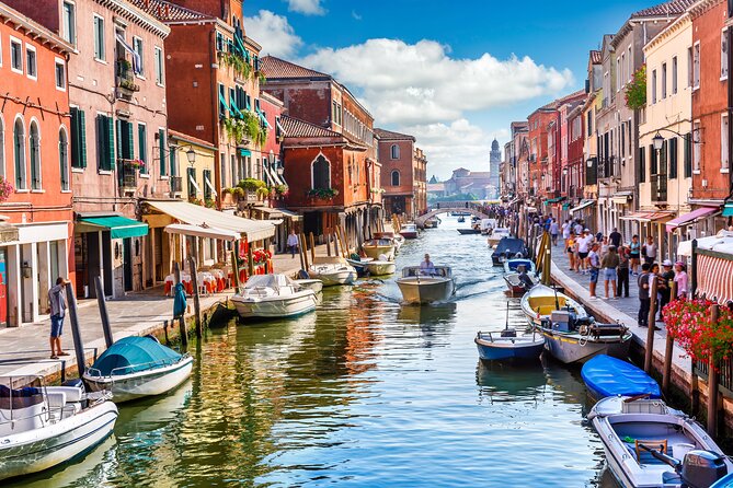 Murano & Burano Islands Guided Small-Group Tour by Private Boat - The guide can make or break the boat ride