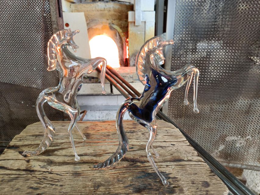 Murano: Glass Blowing Demonstration and Artistic Glass Gift - Practical advice for a smoother visit