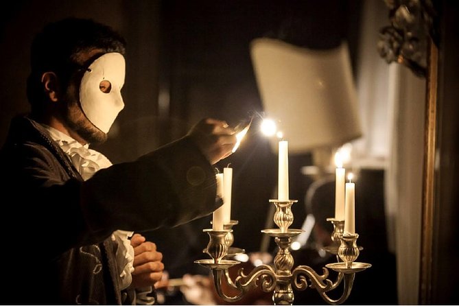 Musica a Palazzo 'Traveling Opera' Performance in Venice - Comfort, heat, and seating