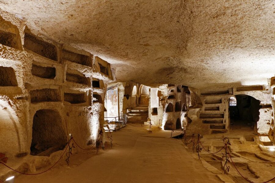 Naples: Catacombs of San Gennaro Entry Ticket & Guided Tour - Meeting at Via Capodimonte 13