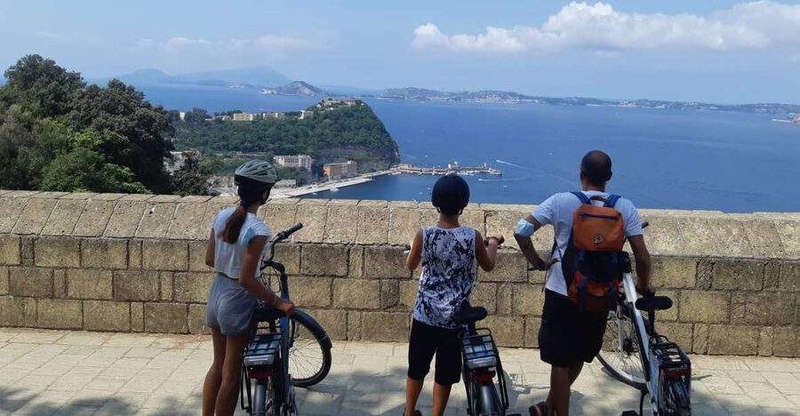 Naples: City Highlights Guided Bike Tour - Starting at Bicycle House in central Naples