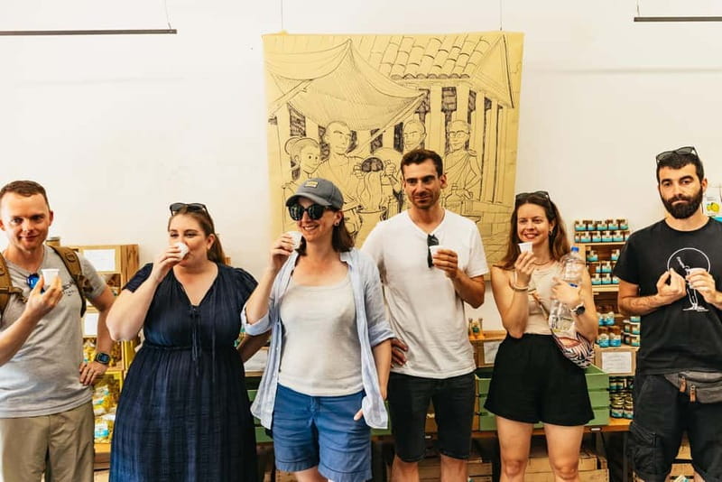 Naples: Guided Street Food Tour with Spritz - Piazza Nilo, Spaccanapoli and the sweet course