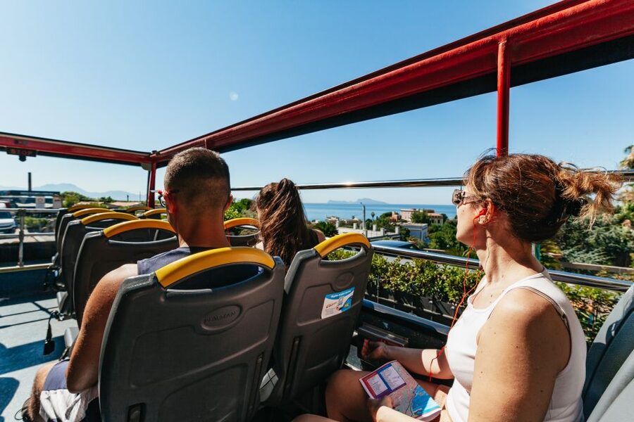 Naples: Hop-on Hop-off Bus Tour 24-Hour Ticket - Naples by bus: the details that matter