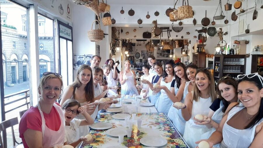 Naples: Neapolitan Pizza and Tiramisù Making Class - Learning the dough from scratch