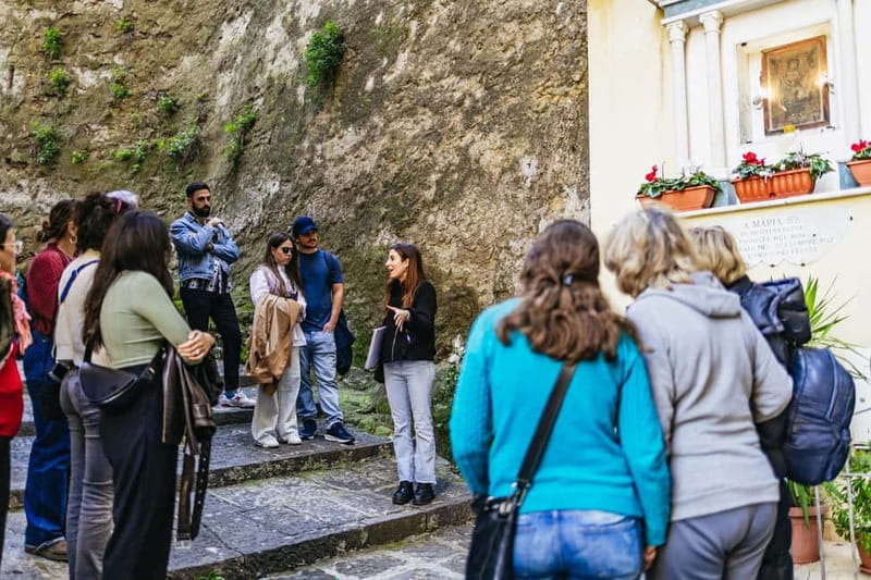Naples: Panoramic Walking Tour with Funicular - Why this Naples tour is different
