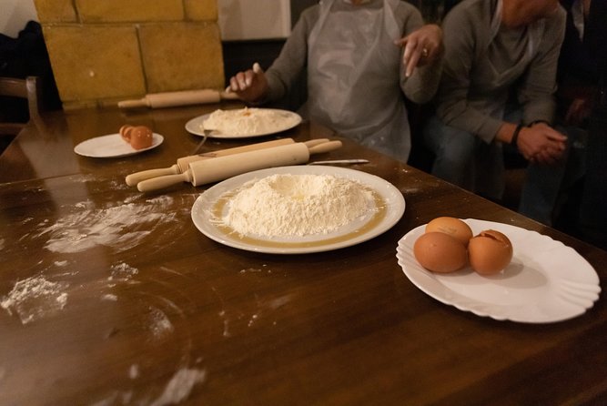 Naples Pasta Class: Fettuccine & Ravioli with Grandma’s Recipe - A Neapolitan meal at the worktable