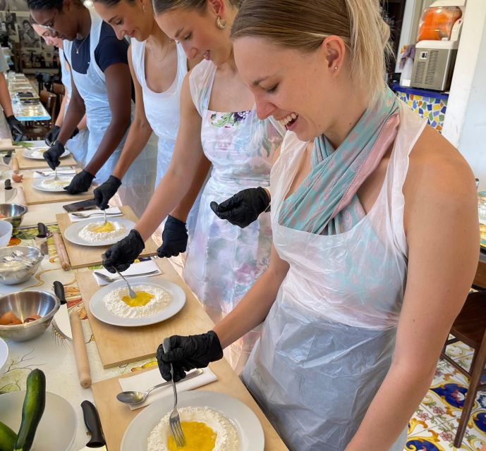 Naples: Pasta Cooking Class with Tiramisù and a Drink - Who should book this Naples cooking class?